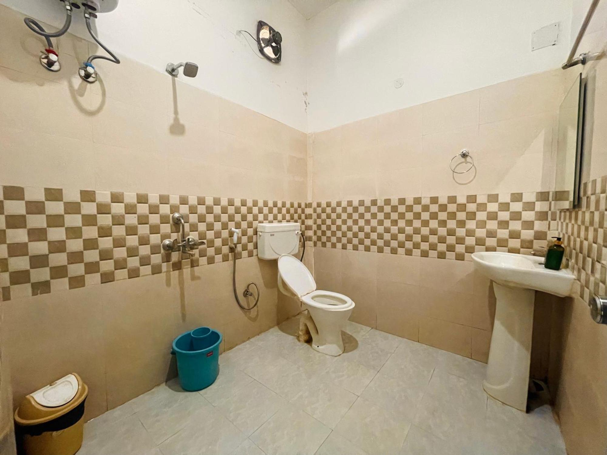 Urban Villa Гувахати Экстерьер фото
